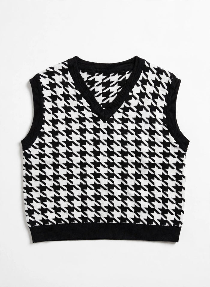 SHEIN Black and White Houndstooth Knit Sweater Vest (Size L)