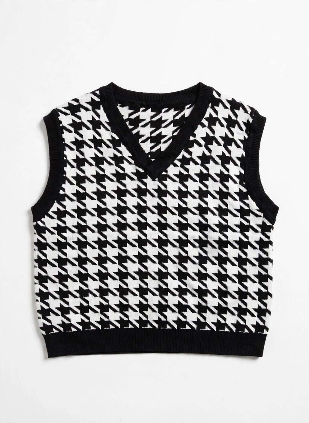 SHEIN Black and White Houndstooth Knit Sweater Vest (Size L)