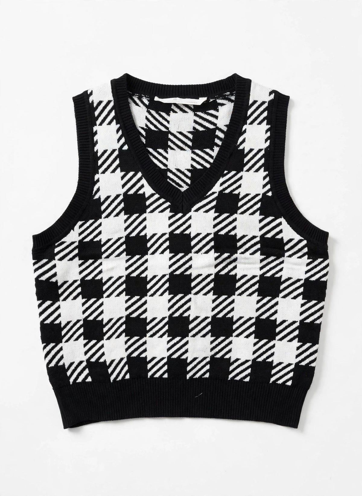 uKids Kids Black/White Gingham Knit Sweater Vest (Size L/G 14-16)