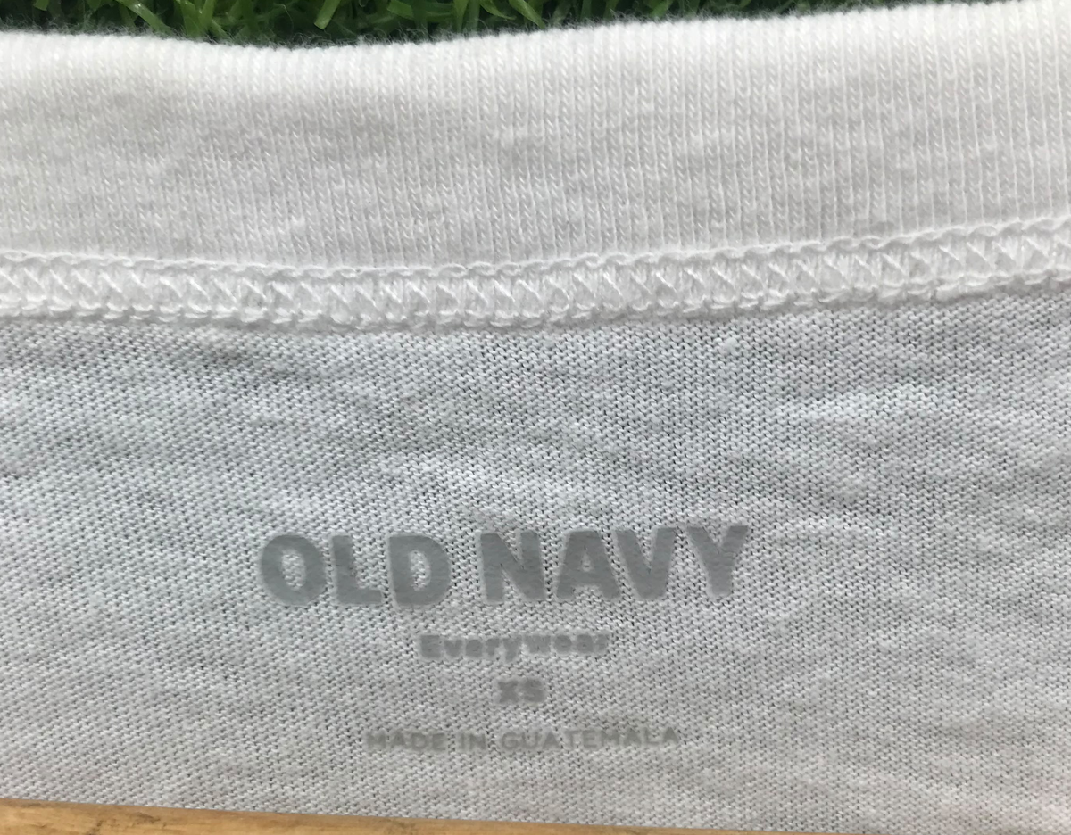 Old Navy Bonjour Paris Graphic T-Shirt – White (Size XS)