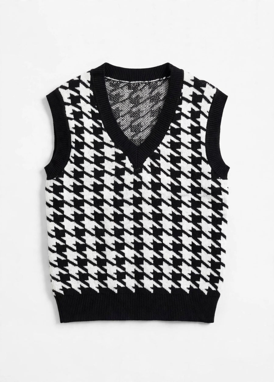 Black/White Houndstooth Knit Sweater Vest (Size S)